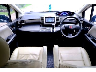 Honda freed 1.5SE  limited รูปที่ 2