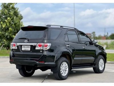 TOYOTA FORTUNER 2.5 V A/T ปี 2015 รูปที่ 2