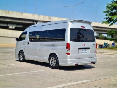 2013 TOYOTA COMMUTER, 2.5 D4D หลังคาสูง โฉม ปี05-19 สีเทา เกียร์ธรรมดา  ภายใน VIP จัดเต็ม รูปที่ 2