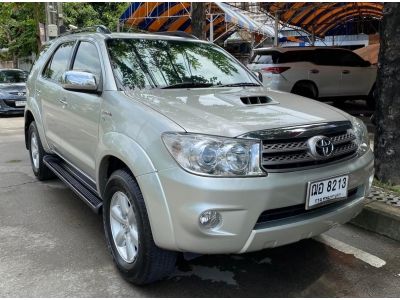 TOYOTA FORTUNER 3.0V ( 4X4 ) ปี 09 รูปที่ 2