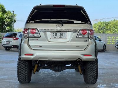 2012 TOYOTA FORTUNER 3.0 V 4WD A/T รูปที่ 2