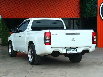 Mitsubishi Triton Cab 2.5 Glx MT ปี 2020 รูปที่ 2