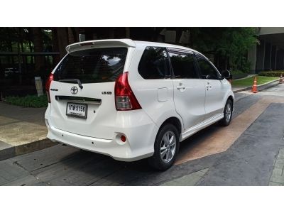 TOYOTA AVANZA 1.5S เกียร์ออโต้ สีขาว MY 2012 รูปที่ 2