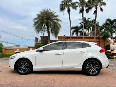 2017 VOLVO V40 2.0 T4 รูปที่ 2