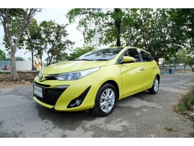 TOYOTA YARIS ATIV 1.2G ตัวท๊อป 5ประตู A/T ปี 2017 รูปที่ 2