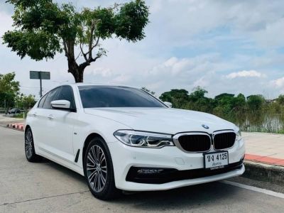 BMW SERIES 5 520D SPORT LINE G30 รถบ้านมือเดียวใหม่กริ๊บ รูปที่ 2