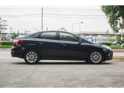 2013 Ford Focus 2.0 TITANIUM  ซันรูฟ TOP รูปที่ 2