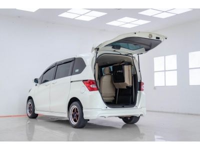 2012 HONDA FREED 1.5 SE ผ่อน 4,118 บาท 12 เดือนแรก รูปที่ 2