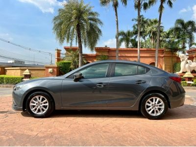 2015 MAZDA 3 2.0 C Skyactiv Sedan รูปที่ 2