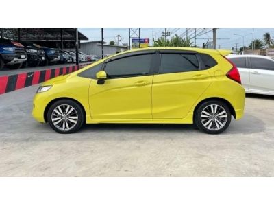 HONDA JAZZ 1.5SV ปี 2015 ( รหัส NN14 ) รูปที่ 2