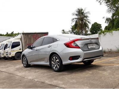 HONDA CIVIC 1.8 E (FC) CC. ปี 2019 สี เงิน เกียร์ Auto รูปที่ 2