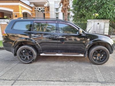 Pajero Sport 3.2 TDi AUTO 4WD  สีดำ ตัวท็อป รูปที่ 2