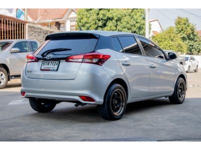 โตโยต้าชัวร์ ฟรีดาวน์ Toyota Yaris 1.2 J A/T ปี 2017 รูปที่ 2