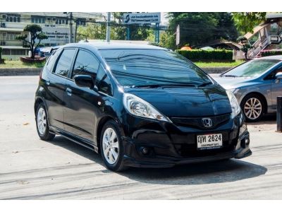 HONDA JAZZ 1.5v สภาพสวย สมบูรณ์ รูปที่ 2