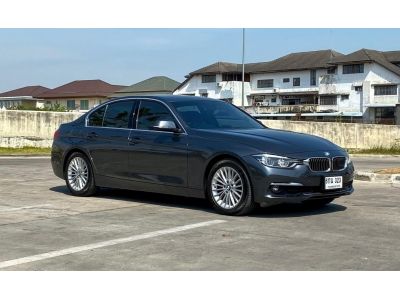 2017 BMW SERIES 3 320d 2.0 LUXURY เครดิตดีฟรีดาวน์ รูปที่ 2