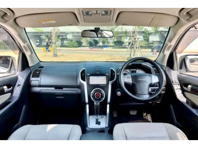 2016 ISUZU MU-X 2.5 (DVD Navi) เครดิตดีฟรีดาวน์ รูปที่ 2