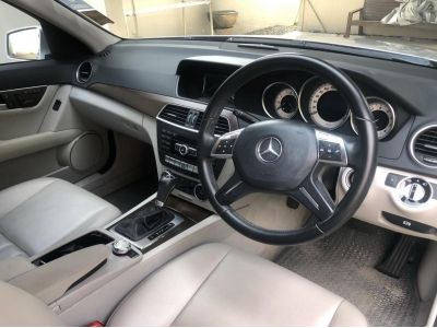 รถ Benz C class ผู้หญิงขับ มือเดียว ไมล์น้อย รูปที่ 2