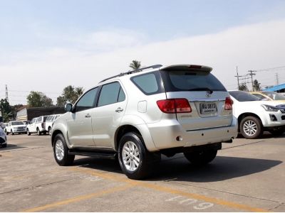 TOYOTA FORTUNER 3.0 V 4WD ปี 2005 รูปที่ 2