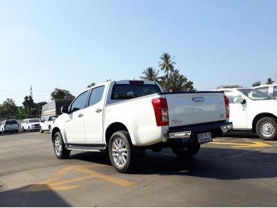 ISUZU D-MAX CAB4 3.0 Z HILANDER CC. ปี 2019 สี ขาว เกียร์ Auto รูปที่ 2