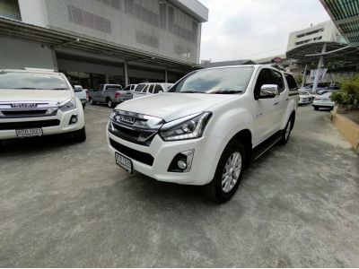 ISUZU D-MAX CAB4 3.0 Z HILANDER CC. ปี 2019 สี ขาว เกียร์ Auto รูปที่ 2