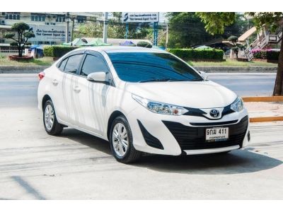 Toyota yaris ative 1.2e ปี2018จด2019 สภาพใหม่เอี่ยม รูปที่ 2