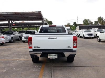 ISUZU D-MAX SPACE CAB 3.0 Z HILANDER CC. ปี 2019 สี ขาว เกียร์ Manual รูปที่ 2