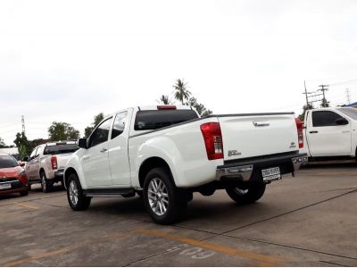 ISUZU D-MAX SPACE CAB 3.0 Z HILANDER CC. ปี 2019 สี ขาว เกียร์ Manual รูปที่ 1