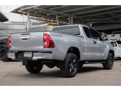 โตโยต้าชัวร์ ฟรีดาวน์ Toyota Revo C-cab 2.4 Mid Pre M/T ปี 20 รูปที่ 2