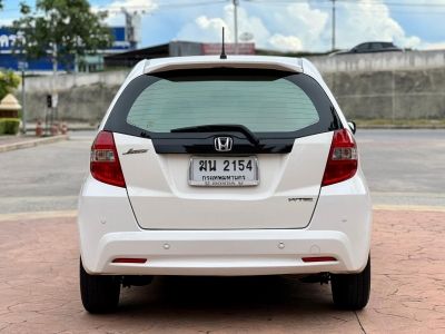 2012 HONDA JAZZ 1.5 V i-VTEC ( GE ) รถสวย พร้อมใช้ จองด่วน (ติดต่อเซลล์น้ำฝ่ายขายโดยตรงไม่ใช่นายหน้าจ้า) รูปที่ 2