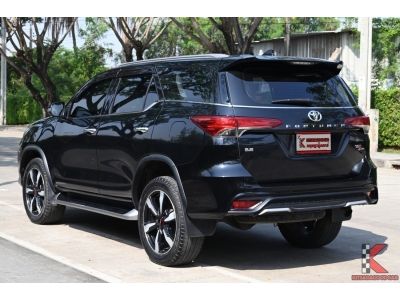 Toyota Fortuner 2.8 (ปี 2019) TRD Sportivo SUV รูปที่ 2