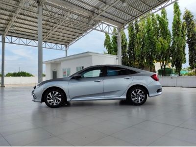 HONDA CIVIC 1.8 E (FC) CC. ปี 2019 สี เงิน เกียร์ Auto รูปที่ 2