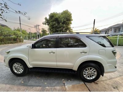 2013 Toyota Fortuner 3.0 V AT 4FWD สีขาว  ➡️มือเดียว รถบ้าน ตัวท๊อป ดีเซล เจ้าของขายเอง รูปที่ 2