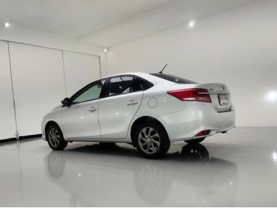 TOYOTA SOLUNA VIOS 1.5 E (MC) CC. ปี 2017 สี เงิน เกียร์ Auto รูปที่ 2