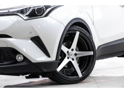 2018 TOYOTA CH-R 1.8 MID  ผ่อน 5,758 บาท 12 เดือนแรก รูปที่ 2