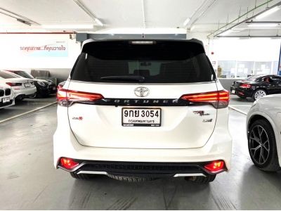 TOYOTA FORTUNER 2.8TRD SPORTIVO เกียร์AT ปี20 รูปที่ 2