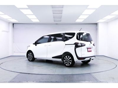 TOYOTA SIENTA 1.5V เกียร์AT ปี16 รูปที่ 2