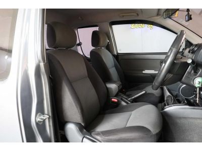 ISUZU D-MAX SPACECAB 2.5 HI-LANDER SUPER PLATINUM MT  ปี2011 รูปที่ 2