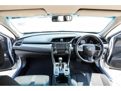 HONDA CIVIC FC 1.8 E CVT ปี2016 รูปที่ 2