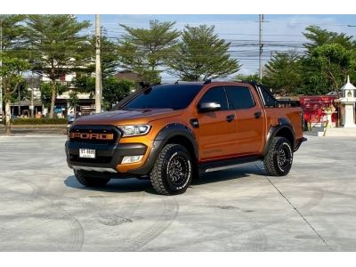 2017 FORD RANGER, 2.2 WILDTRAK DOUBLE CAB 2WD โฉม DOUBLE CAB สีส้ม เกียร์ออโต้ รูปที่ 2