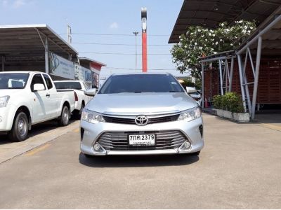 TOYOTA CAMRY 2.0 G (MC) เบาะส้ม CC. ปี 2018 สี เงิน เกียร์ Auto รูปที่ 2