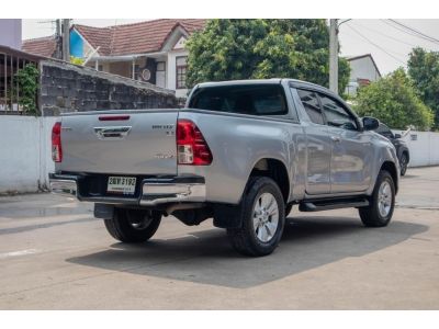 โตโยต้าชัวร์ ฟรีดาวน์ Revo C-Cab 2.4 E Plus 4x4 M/T ปี 18 รูปที่ 2