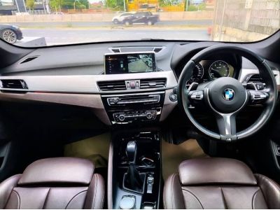 2020 BMW X1 2.0 sDrive20d M SPORT สีขาว วิ่งเพียง 72,xxx KM. รูปที่ 2