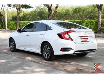 Honda Civic 1.8 FC ( ปี2019 ) E i-VTEC รหัส7250 รูปที่ 2