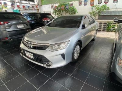 ปี 2017 TOYOTA CAMRY 2.0 G (MC) CC. สี เงิน เกียร์ Auto รูปที่ 2