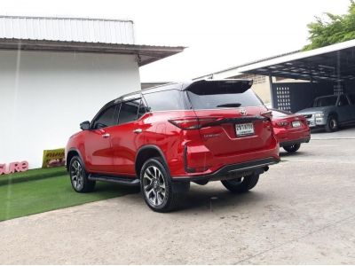 FORTUNER 2.4 LEGENDER 2WD	2021 รูปที่ 2