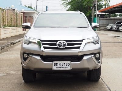 TOYOTA FORTUNER 2.8 V 4WD ปี 2017 เกียร์AUTO 4X4 สภาพนางฟ้า รูปที่ 2