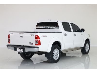 Toyota Vigo Prerunner 2.5 E VN Turbo ปี 2012 สีขาว เกียร์ธรรมดา รูปที่ 2