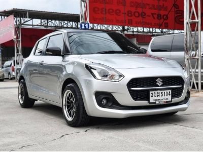 คุ้มๆ รถสภาพใหม่ป้ายแดง Suzuki Swift 1.2GLX Navi รุ่นTOP สุด 2022 รูปที่ 2