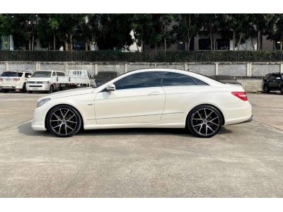 MERCEDES BENZ E250 1.8 CGI COUPE AMG DYNAMIC ( W207 ) ปี 11 รูปที่ 2