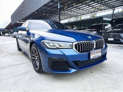 2021 BMW 520d 2.0 M Sport รถเก๋ง 4 ประตู Phytonic Blue สวยสุด รูปที่ 2